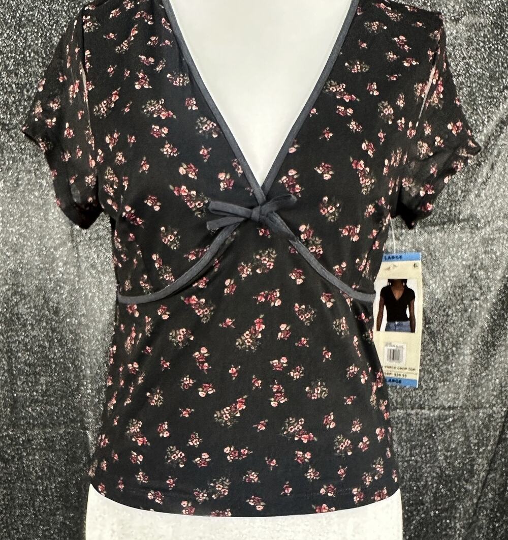 NWT Aeropostale Black Floral Mesh V-Neck Bow Front Top Size Large